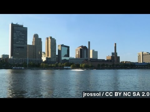 toledo-water-ban-lifted-after-mayor-declares-it-'safe'