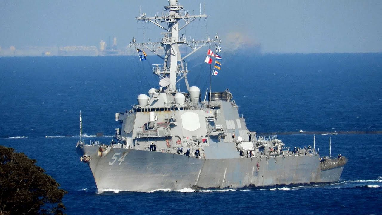 Uss Curtis Wilbur Ddg54 遠征7ヵ月振り 整列し帰港 19年1月13日 Youtube