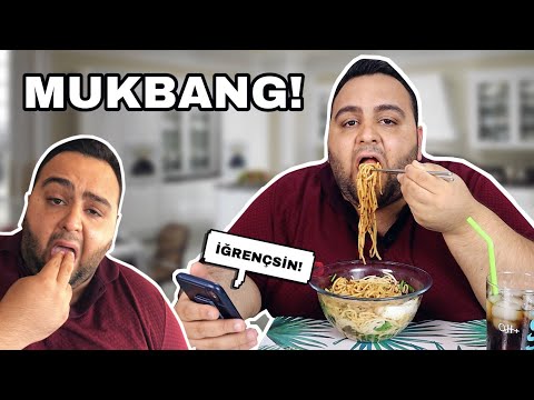 BOL ACILI NOODLE EŞLİĞİNDE KÖTÜ YORUMLARI OKUDUM 😱 MUKBANG!