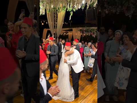 حبك علي عينا وعلي راسنا ياقلبيي   اكسبلور افراح  رقص ترند عروسه فرح 
