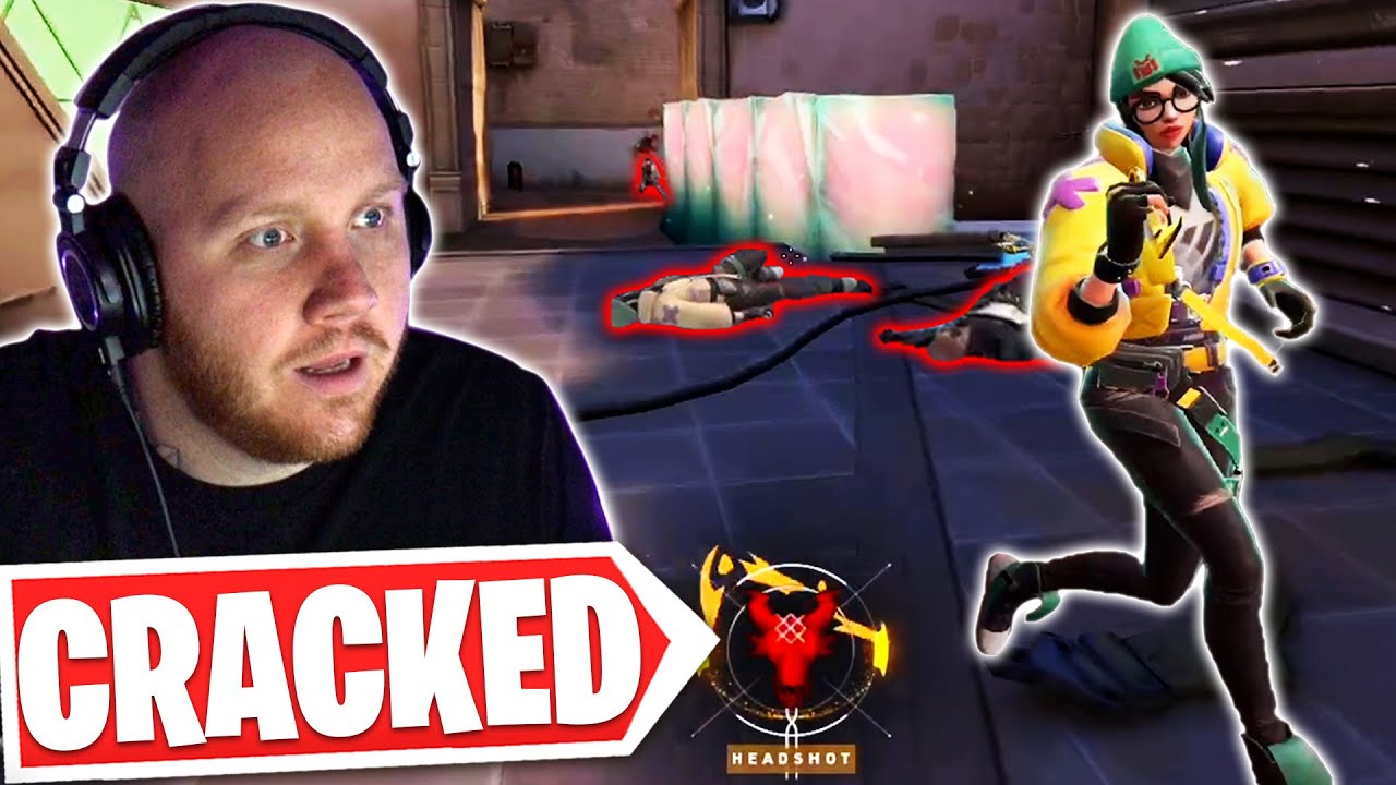 THIS RANDOM WAS INSANE.. CARRIED US IN VALORANT!!!