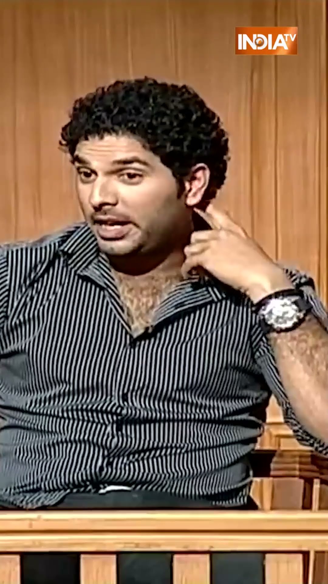 'ये क्रिकेट नहीं खेल सकता' #aapkiadalat में #yuvrajsingh ने ये किसके बारे में कहा? #navjotsinghsidhu