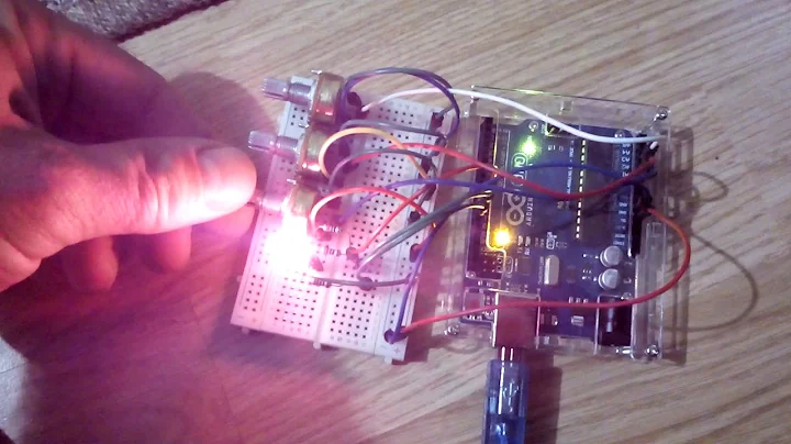 RGB LED change colours with 3 potentiometers - Arduino