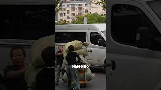 Самый большой в мире торговый павильон!