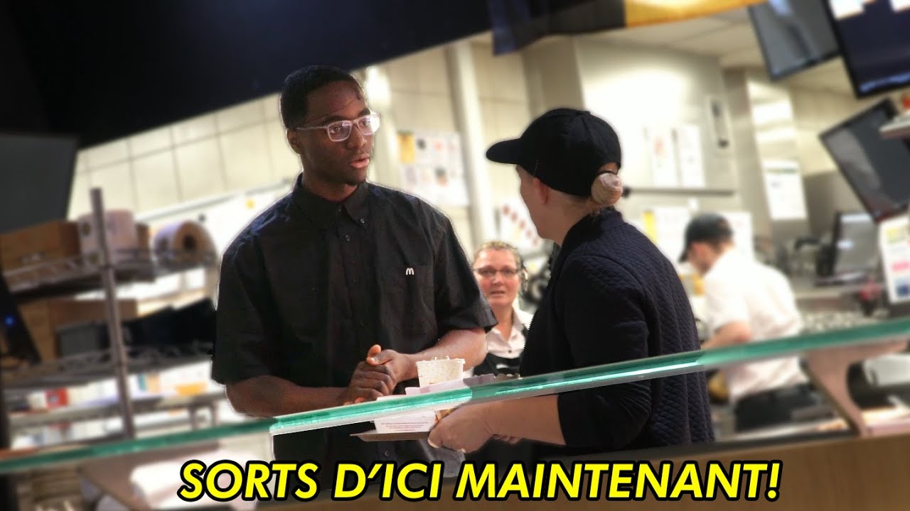 SE FAIRE PASSER POUR UN EMPLOYER MCDO ( DERRIERE LA CAISSE!)