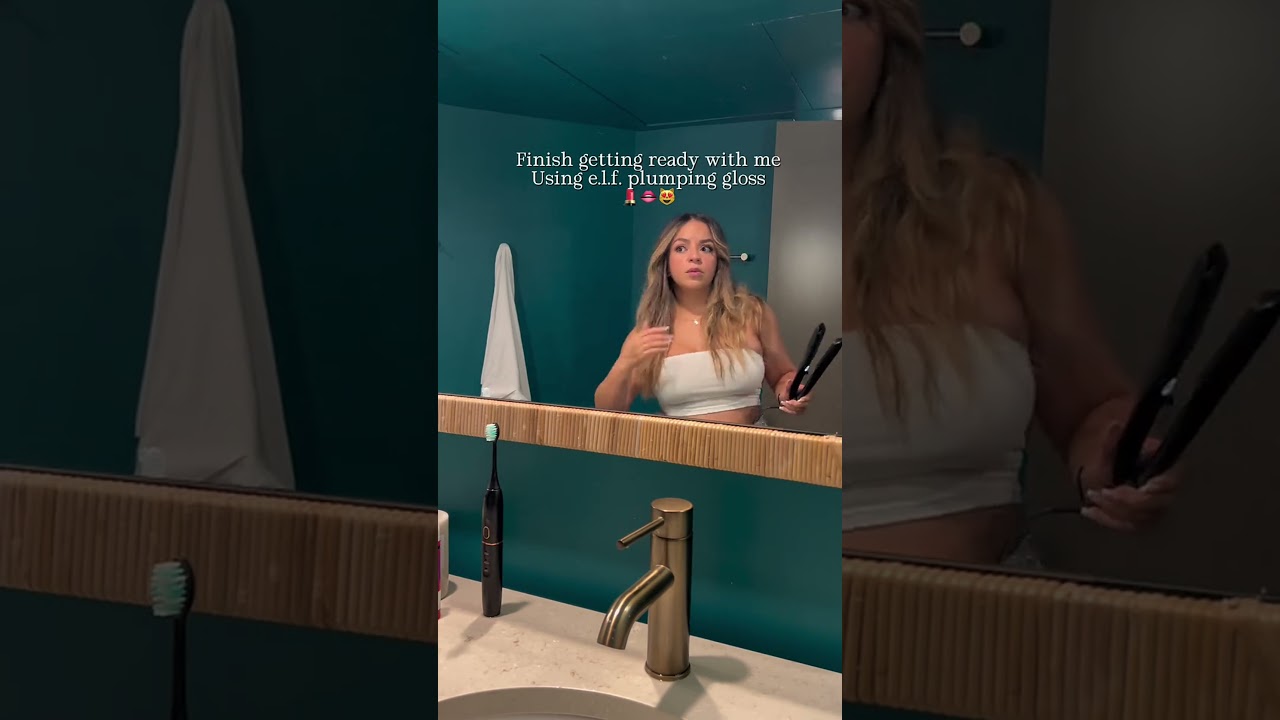 Mocha Twist Plumping Gloss Love 