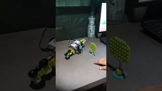 Robotics lego Wedo object detection rover