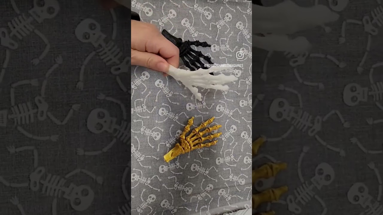 Flexi Skeleton Hand Pencil Topper Fidgets 