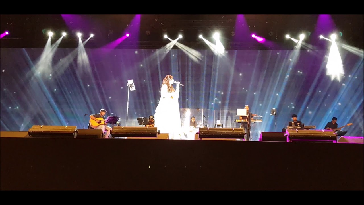 Shreya Ghoshal Live in Concert | Tujh Mein Rab Dikhta Hai - Rab Ne Bana Di Jodi | Dhadak - Dhadak