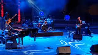 Liz McComb ft. Hedi Fehem - I Need You