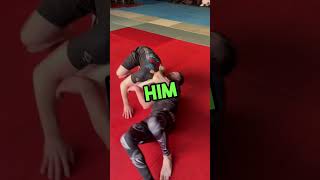 HOW TO D’ARCE CHOKE FROM BOTTOM SIDE CONTROL