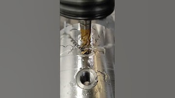 electric tapping machine M16 spiral flute #machine #machinist #chips #tapping #spiral #powertapping