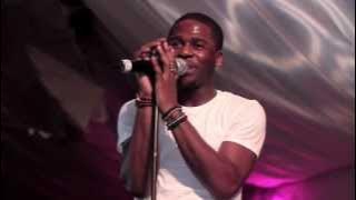 Marcus Canty Performs 