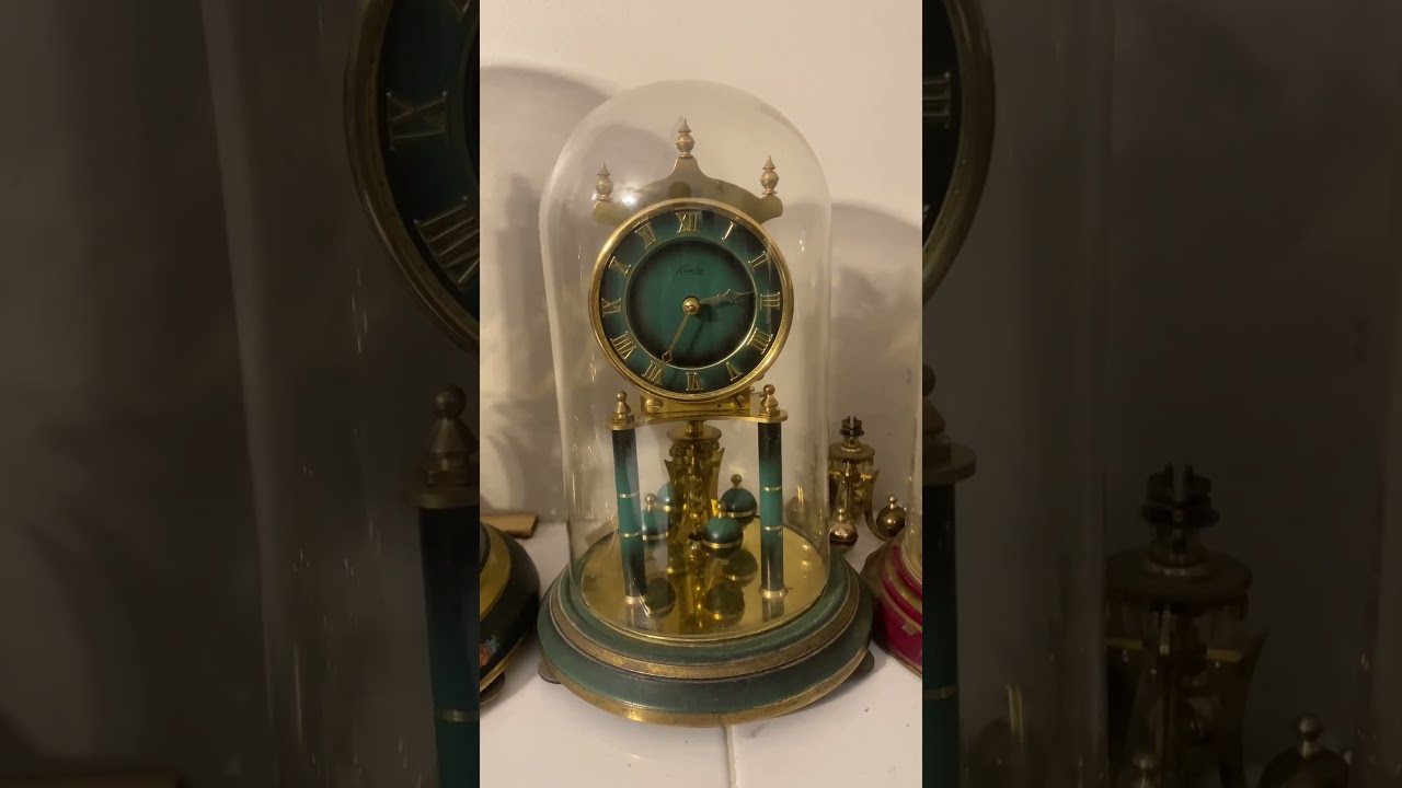 EXTREMELY RARE Green Kundo 400 Day Anniversary Clock