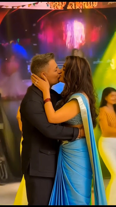 sreeleela kiss to David Warner #robinhood #sreeleela #davidwarner #trending #nithin #love