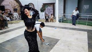 İzmirli Neslihan’dan Darbuka Ritmiyle Oryantal Şov 🔥