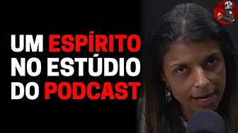 imagem do vídeo VANDINHA VÊ ESPÍRITO AO VIVO com Vandinha Lopes | Planeta Podcast (Sobrenatural)