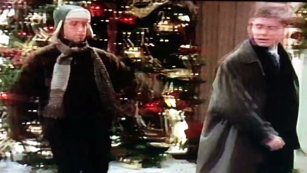 NewsRadio / Andy Dick Slips on Candy Canes / Dave Foley