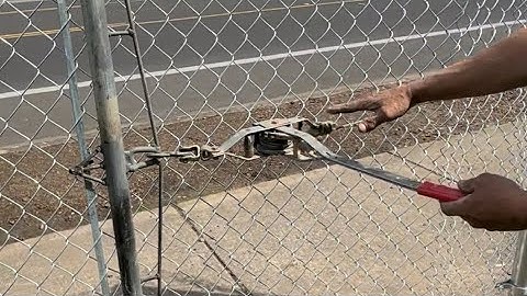 How To Stretch a Chain Link Fence 🔗 From Start To Finish