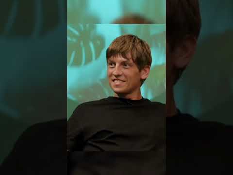 Харламов выиграл в казино джекпот