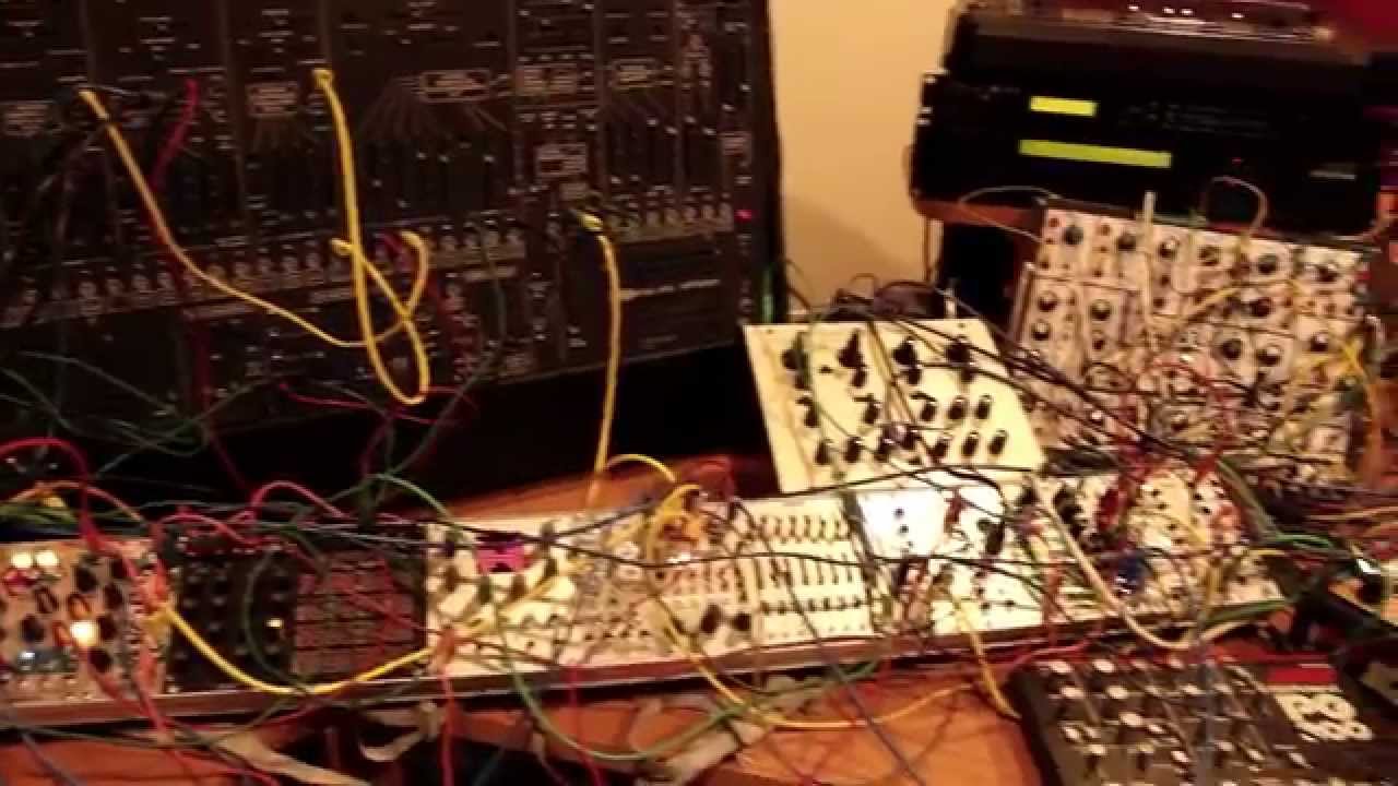 In the Studio with Nomenklatür "SubPac est une avancee dans la musique electronique"