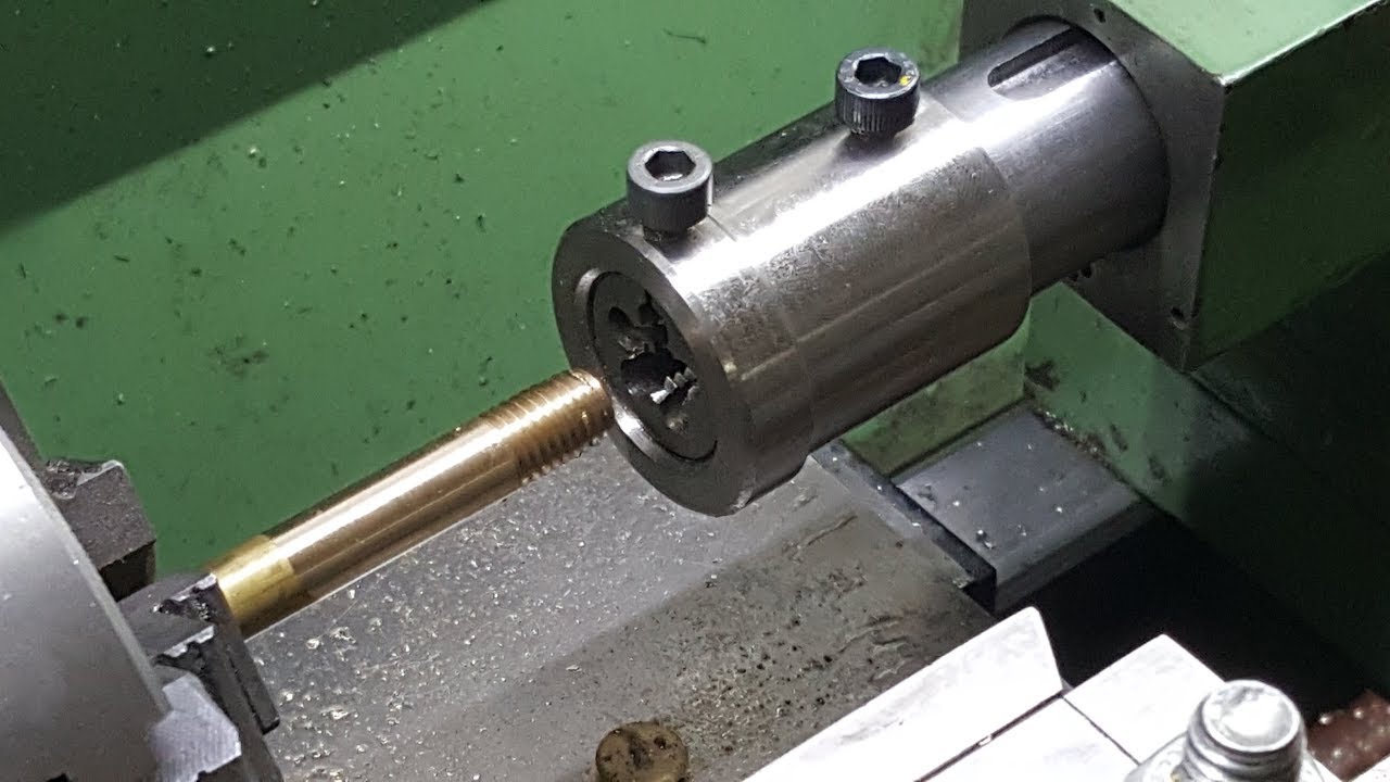 Porta filiere con attacco diretto alla contropunta del tornio