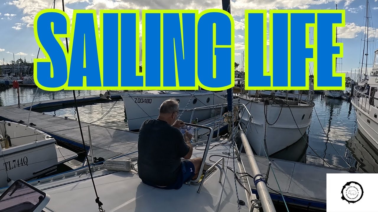 Sailing Life: Our First Month Living on our Sailboat a 1990 Beneteau Oceanis 430 Episode 89