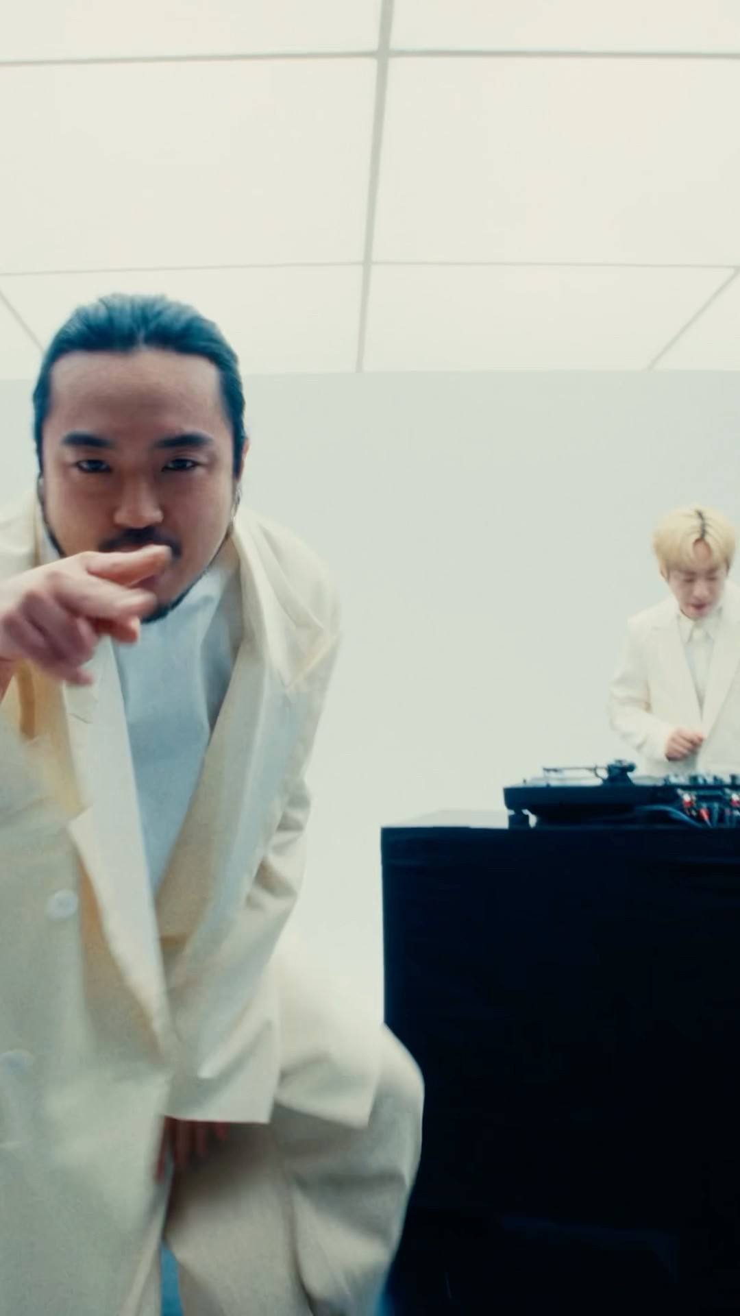 Creepy Nuts - YouTube