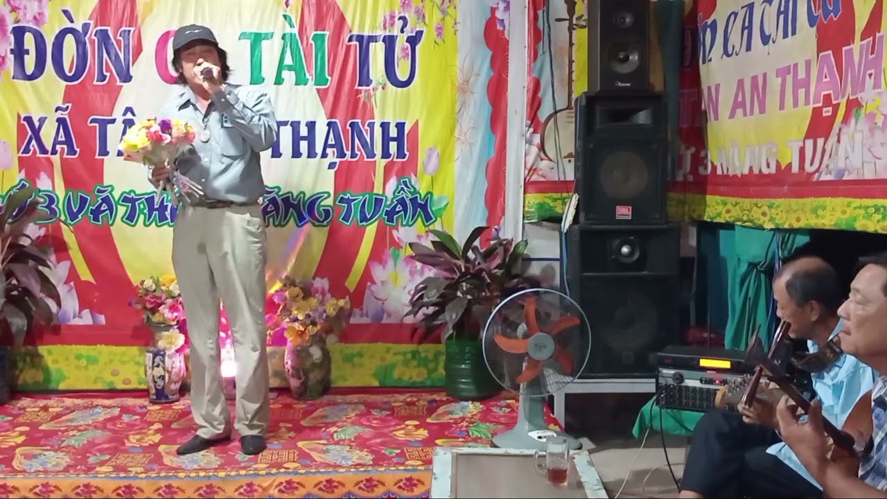 Bến đò kỷ niệm. Trình bày: Minh Ðáng. 