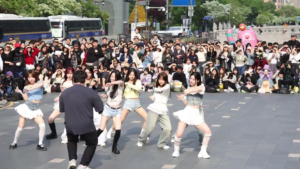 ARTBEAT - The Chase (Heart2Hearts) | 청계광장 버스킹