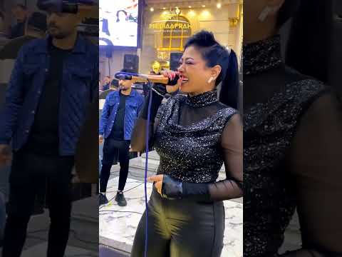 أصعب لحظه حب و ود النجمه حوريه و مصطفى باسط رايقين علي الاخر