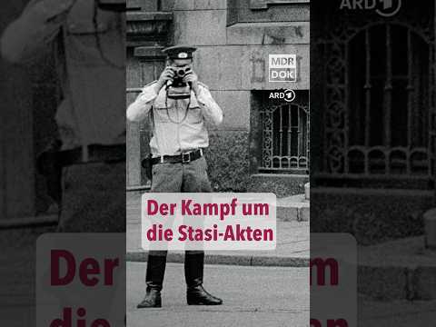 Stasi-Zentrale gestürmt – Können die Akten gerettet werden? | #mdrdok #shorts