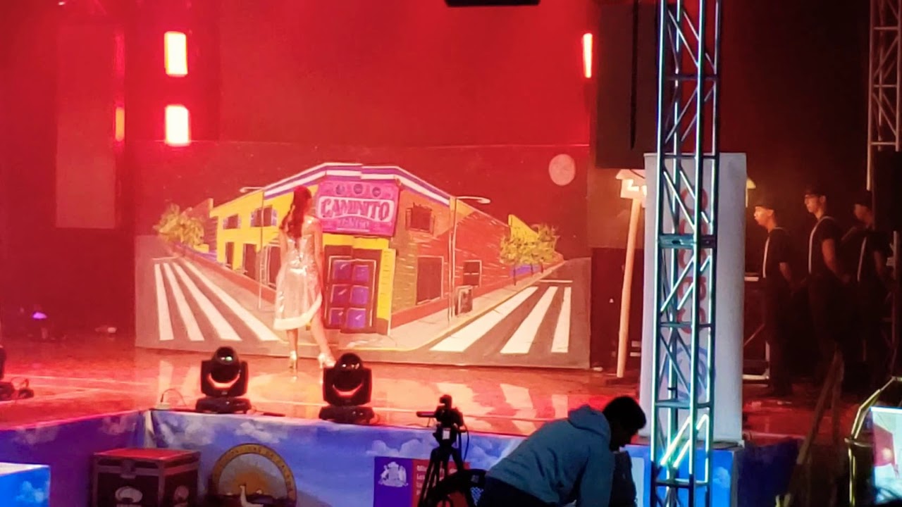 Show de la candidata 😍 Club Cazafantasmas - Verano Calameño 2020 - YouTube
