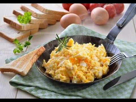 Video: Jak Vařit Míchaná Vejce: Recepty S Rajčaty, Sýrem, Slaninou, Cibulí, V Mikrovlnné Troubě, Smažená Vejce