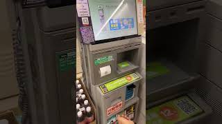 Pay cash at 7 Eleven