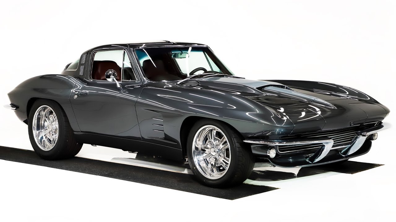 Chevrolet Corvette 1964 года продаётся в Volo Auto Museum (V21968)