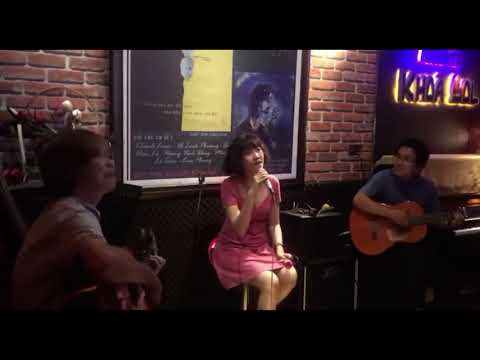 Hoàng Trang ( Cover ) - Hát Trên Những Xác Người