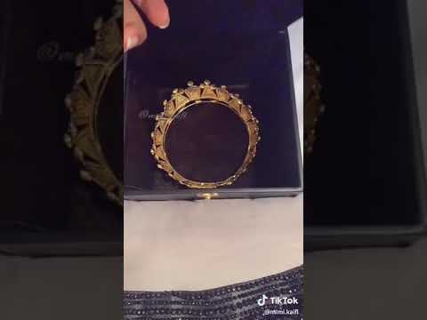 انا مغرمة في نفسي جدا