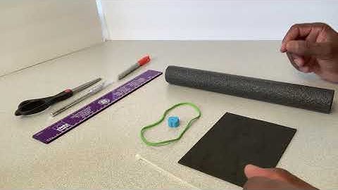 Innovator Creator: Foam Rocket with Rubber Band Launcher