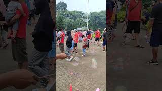 Main Gelembung Sabun