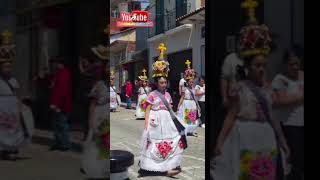 Esteban desfile de la feria artesanal en Uruapan Domingo de Ramos