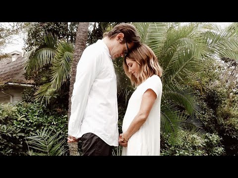 วีดีโอ: Ashley Tisdale มูลค่าสุทธิ: Wiki, แต่งงานแล้ว, ครอบครัว, แต่งงาน, เงินเดือน, พี่น้อง