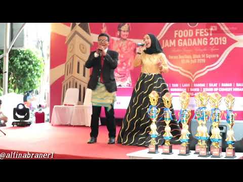 Pacah !! Rambaian Taduang at FoodFest Jam Gadang // Alfina Braner