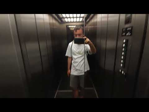 Montoy Lift In A Building Les Moreres II Esc M