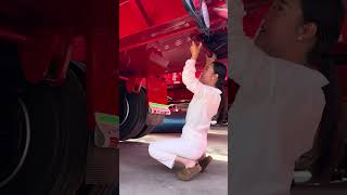 Beautiful girl truck driver #truck #short