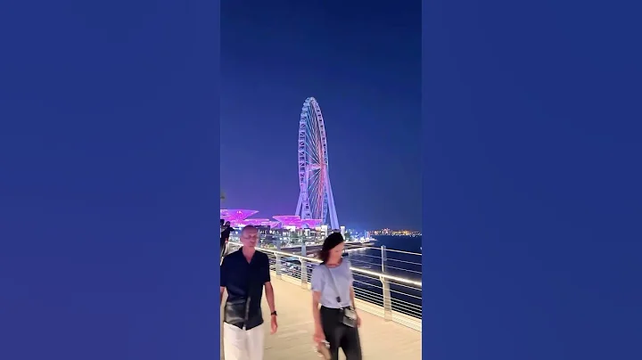 Dubai #dubai #burjkhalifa #dxb #dubaicity #dubaimall #travel #dubailife #viralvideo #millionviews