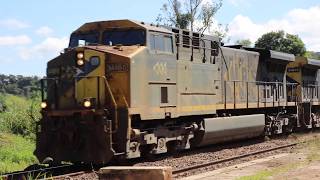Trem de minério da MRS em Melo Franco FML