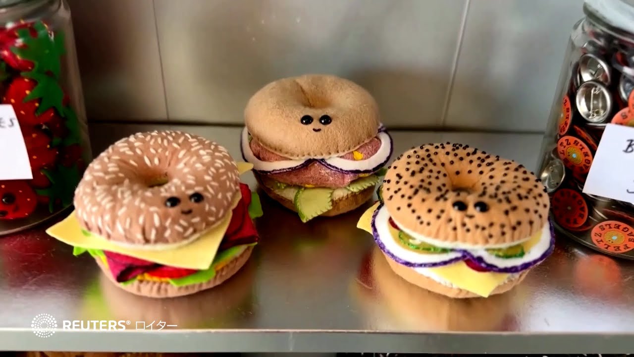 フェルト製のかわいい「ベーグルサンド」、具も選べます 米NY州 - YouTube