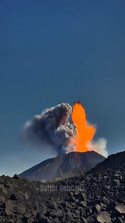 DETIK-DETIK GUNUNG MELETUS DAHYAT! Bikin Merinding! #viralvideo #fyp