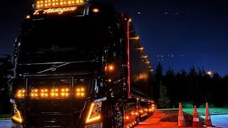 Tanju Akdoğanin Tiri Kendi̇ Kendi̇ne Gi̇di̇yor Efsane Kli̇p